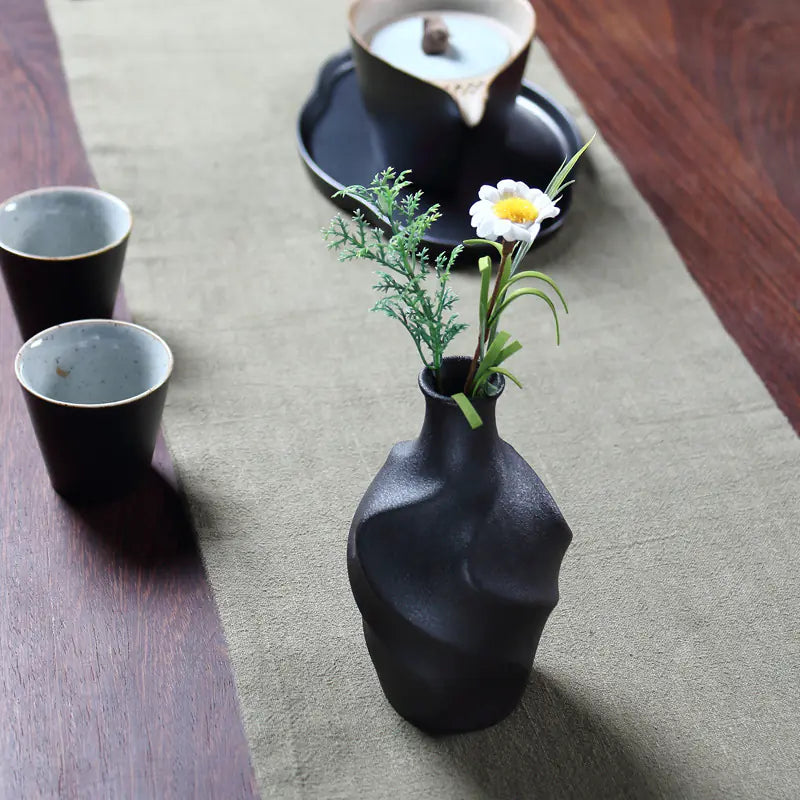 Kairo — Vintage Japanese Mini Ceramic Vase Collection